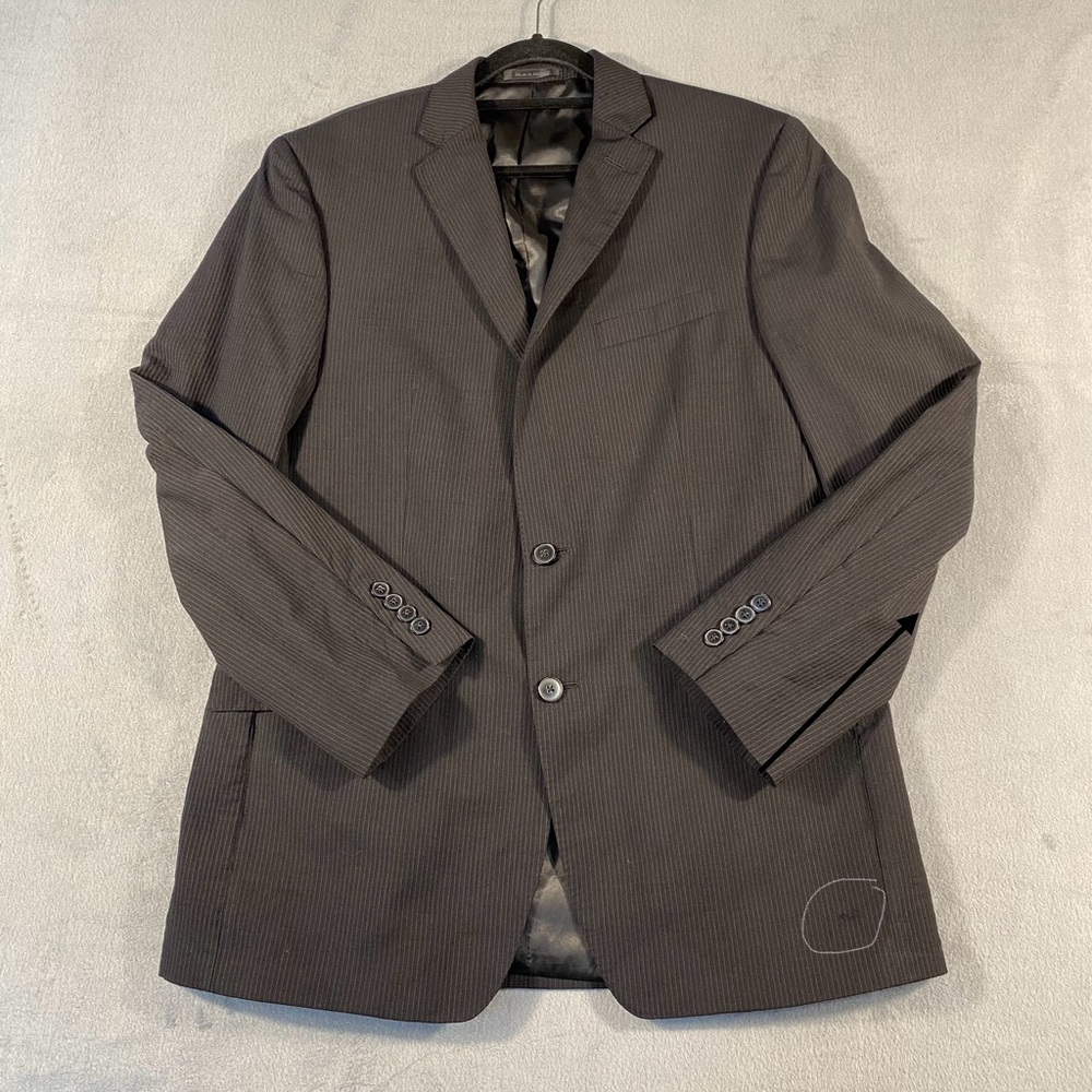 Calvin Klein Men's Classic Black Pinstripes Wool Blazer Jacket, Lined, size 42L